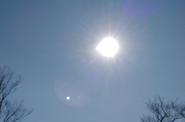 2022.1.20.朝の太陽　ヨコ